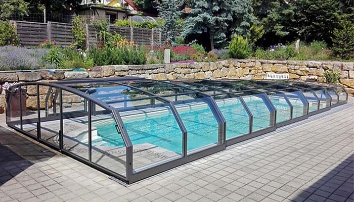 سقف متحرک شیشهای تلسکوپی