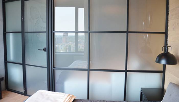 انواع شیشه مات شونده چه کاربردی دارند؟