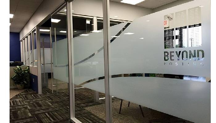 شیشه دکوراتیو