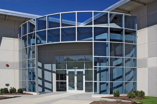 انواع نمای شیشه ای در معماری