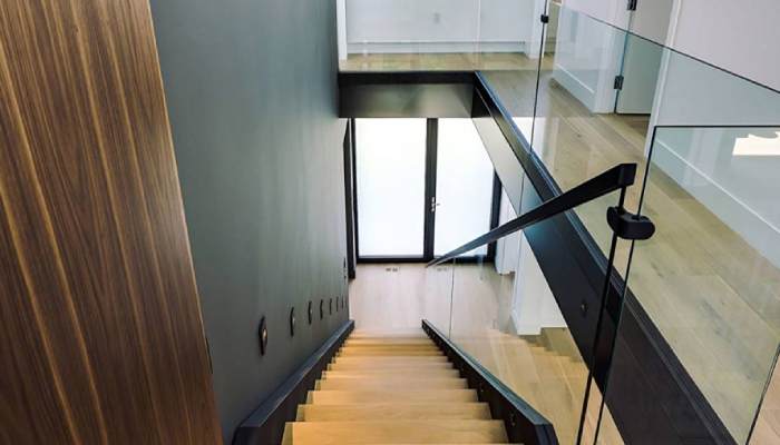 مزایای هندریل شیشه ای چیست؟