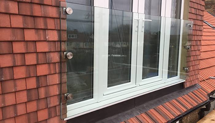 نرده شیشه ای ژولیت