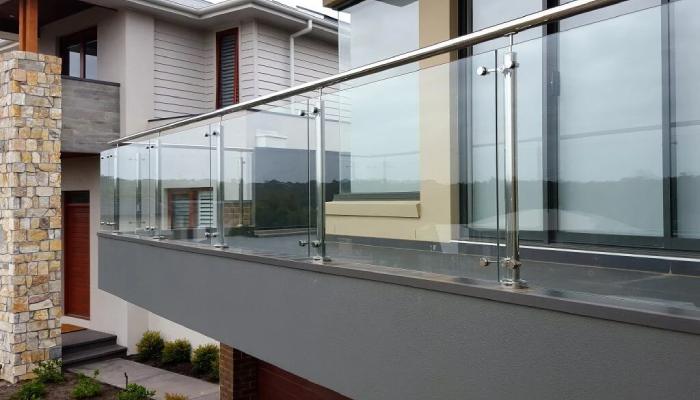 نکات مهم در خرید شیشه برای بالکن