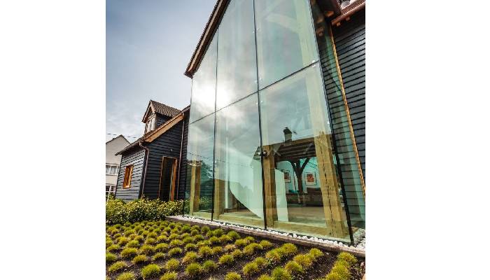 فواید استفاده از پنجره دوجداره هوشمند