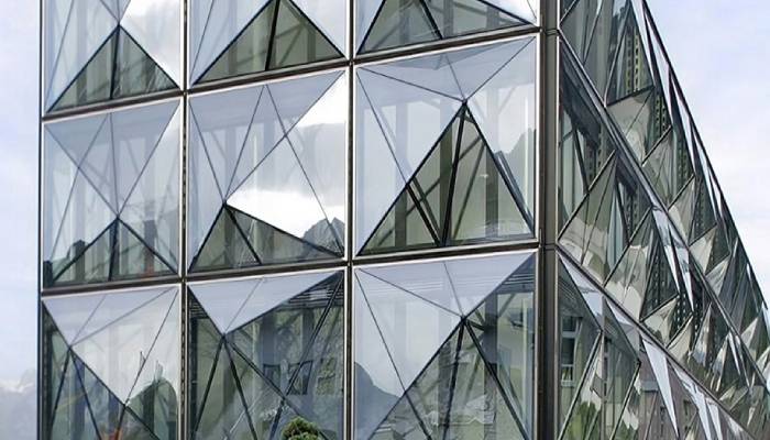 کاربرد شیشه نشکن در صنعت ساختمان