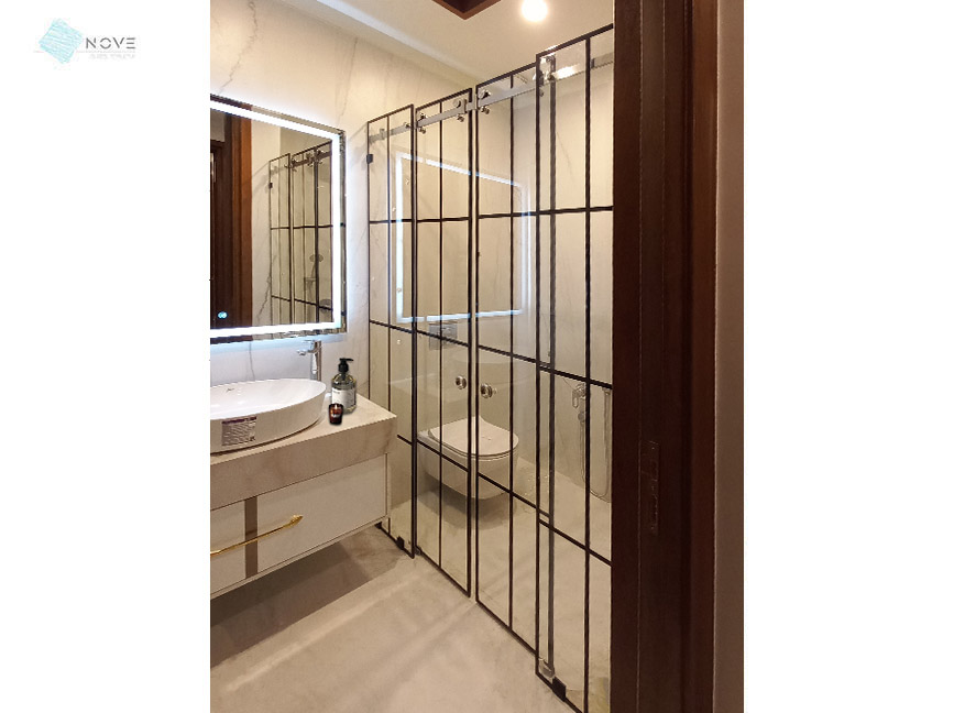 کابین دوش شیشه ای