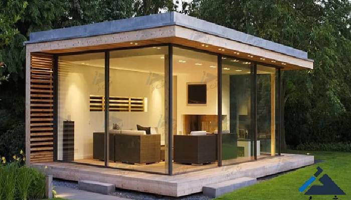آلاچیق شیشه‌ ای در پشت‌ بام