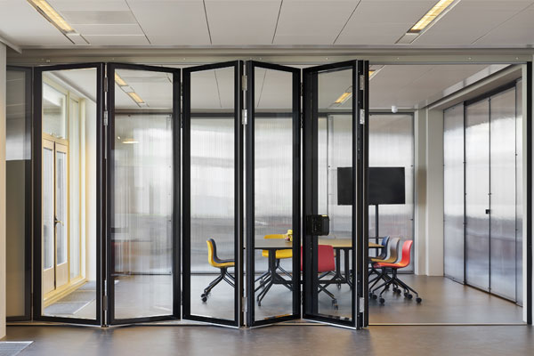 پارتیشن‌های متحرک با ریل مخفی چیست؟