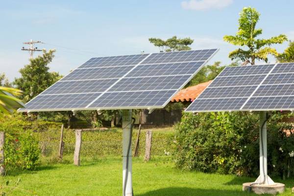 آلاچیق با نورپردازی خورشیدی شبانه