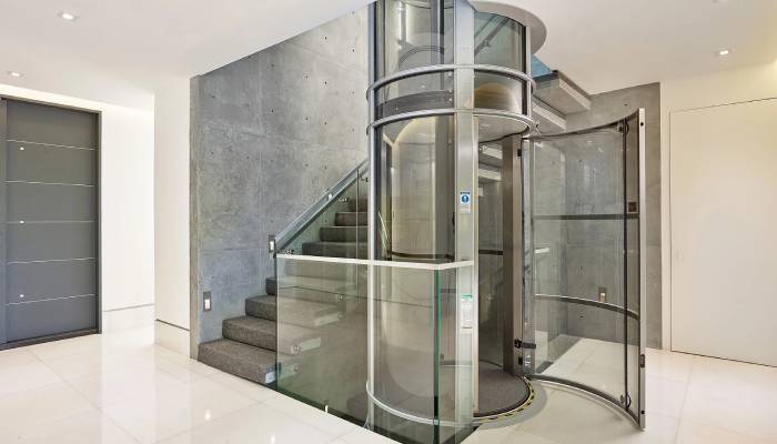 آسانسور شیشه ای