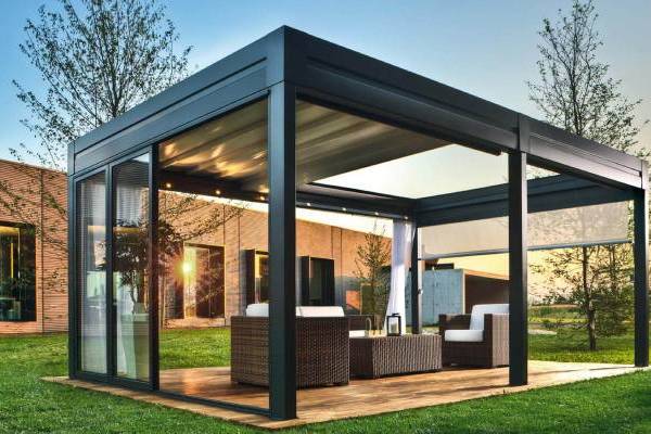 آلاچیق شیشه ای بیرونی با سقف متحرک