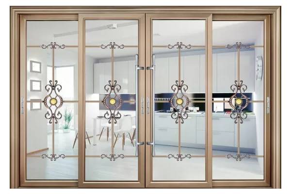 درب شیشه ای کشویی در فضای فروشگاه طلا