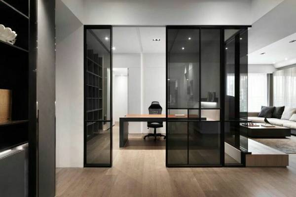 نصب پارتیشن اداری شیشه ای در محیط کاری هیبرید