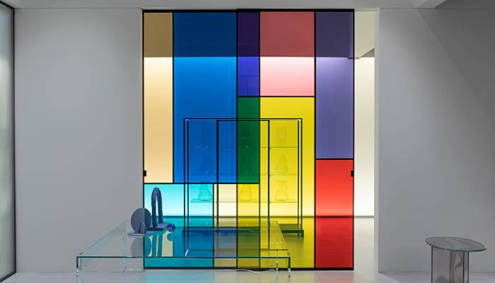 پارتیشن شیشه ای رنگی در دکوراسیون