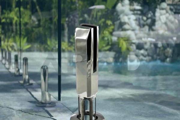 انتخاب هندریل مناسب برای راه پله شیشه ای