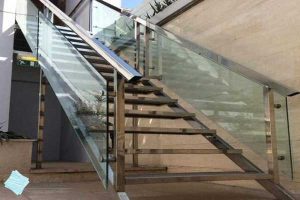 انتخاب نرده شیشه ای برای پروژه ساختمانی