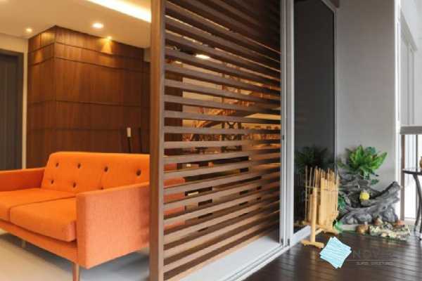 انتخاب چوب مناسب برای پارتیشن چوبی ویترین فروشگاه