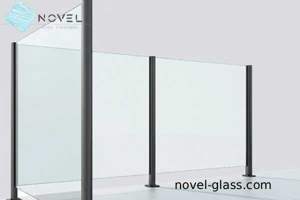 نرده شیشه ای هنزا